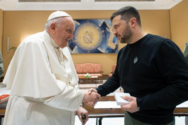 "Când vezi că ești învins, ai curajul să negociezi" a spus Papa Francisc cu privire la Ucraina
