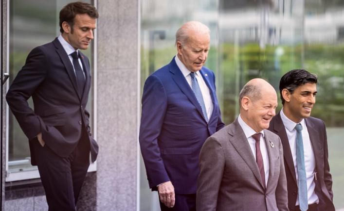 Wall Street Journal: Macron nu va face apel la NATO sau SUA în cazul unui atac asupra forțelor armate franceze în Ucraina