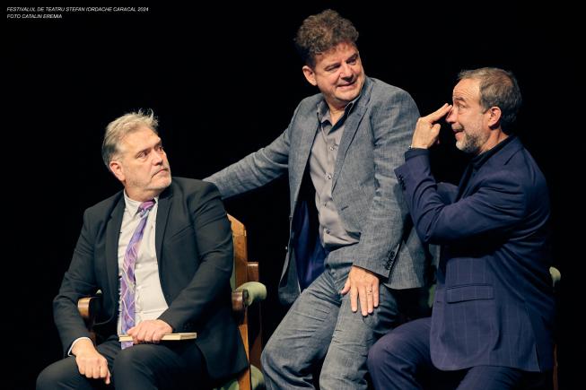 Festivalul de Teatru Ștefan Iordache. Caracal 2024. Aseară, la bursa de valori, oltenii au investit în ”Artă”