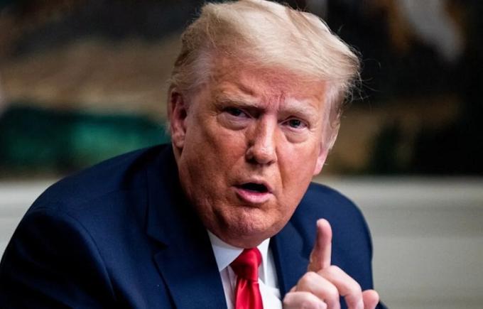 Donald Trump spune că va întrerupe orice ajutor pentru Ucraina: cererile lui Zelensky „nu se termină niciodată”