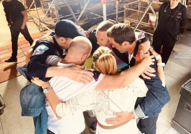 Nici anul trecut, la Zurich, în concertul Coldplay invitatul n-a fost ingredient într-o ”tocană” muzicală! - video