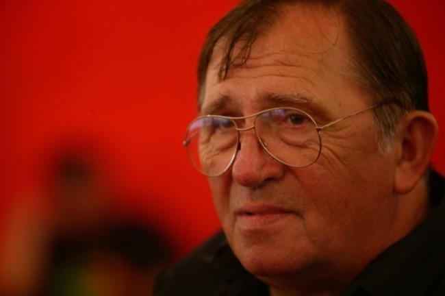 La mulți ani, Virgil Ogășanu! Actorul care ne bucura neuitatele nopți ale revelioanelor dinainte de 89