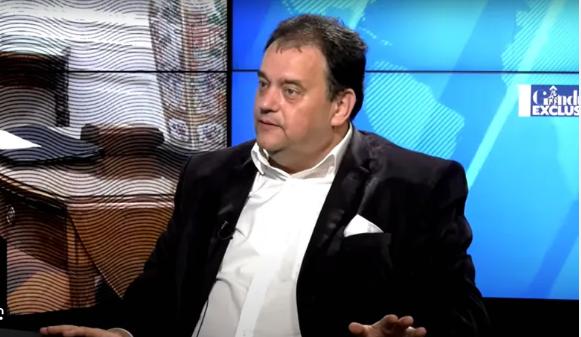 Când moare un imperiu?
