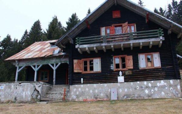 Fabuloasa Românie. Traseu Munţii Leaota: de la cabana Leaota la cabana Padina Fabuloasa Românie. Traseu Munţii Leaota: de la cabana Leaota la cabana Padina