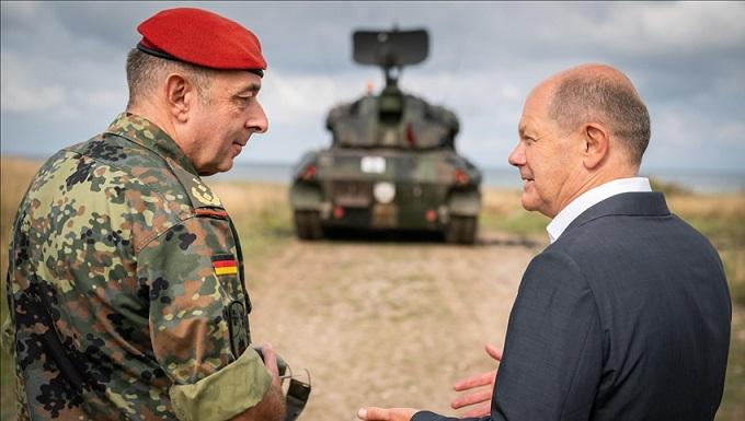 Trupele germane trebuie să fie „apte” pentru război dacă Putin atacă, spune ministrul Apărării din Germania