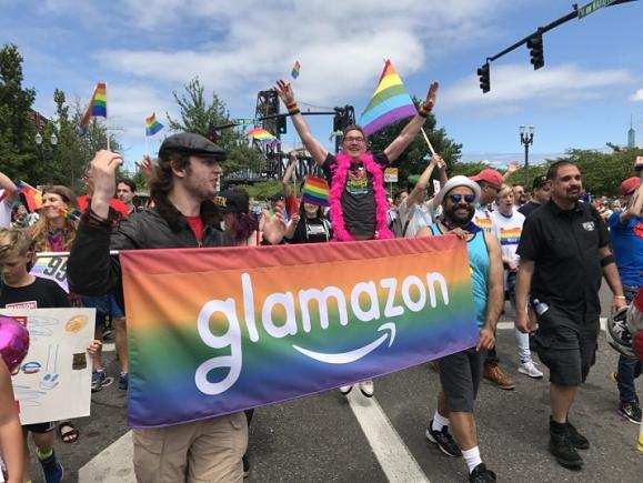 Amazon elimină mențiunile privind "diversitatea" și "LGBTQ" din politicile companiei