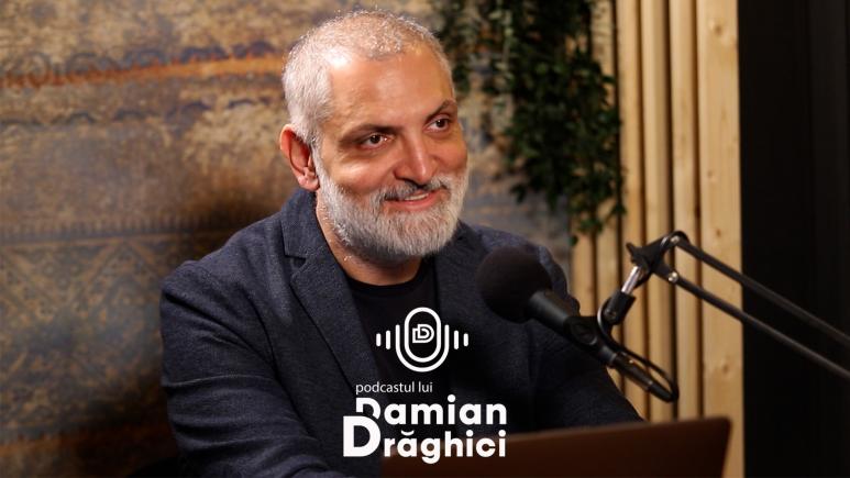 La mulți ani, Damian Drăghici! Muzicianul care a cucerit lumea cu naiul său fermecat