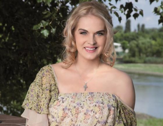 La mulți ani, Manuela Hărăbor! Un rol cât un destin: ”Pădureanca”