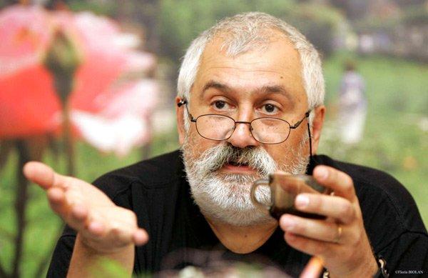 La mulți ani, Silviu Purcărete! Regizorul care te pune pe gânduri și-ți dă ”temă pentru acasă”