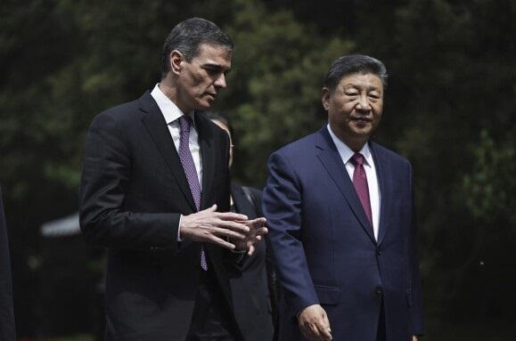 Spania susține o întoarcere a UE către China pentru a contracara taxele lui Trump