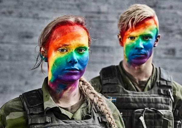 NATO renunță la politicile de diversitate și climat pentru a nu intra în conflict cu Trump