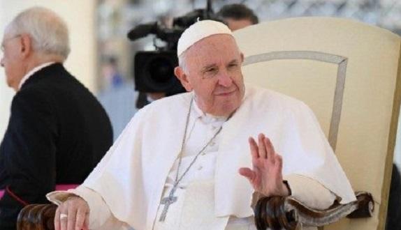 Papa Francisc a decedat în urma unui AVC