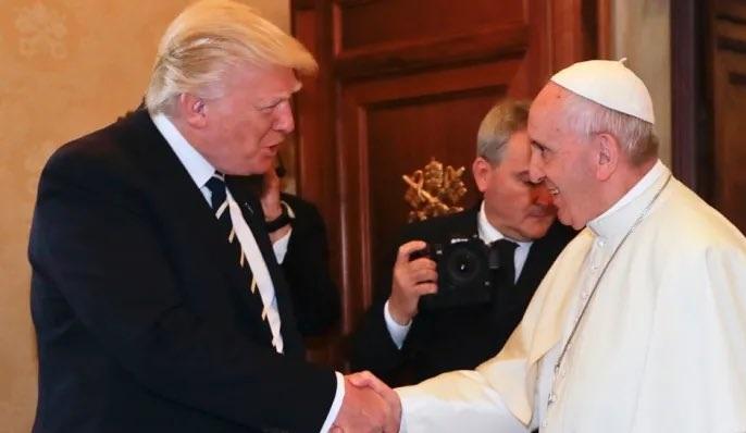 Donald Trump va participa la funeraliile Papei Francisc