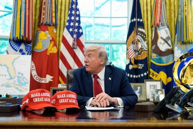 Trump evită să spună dacă se va întâlni cu Zelenski la funeraliile Papei Francisc