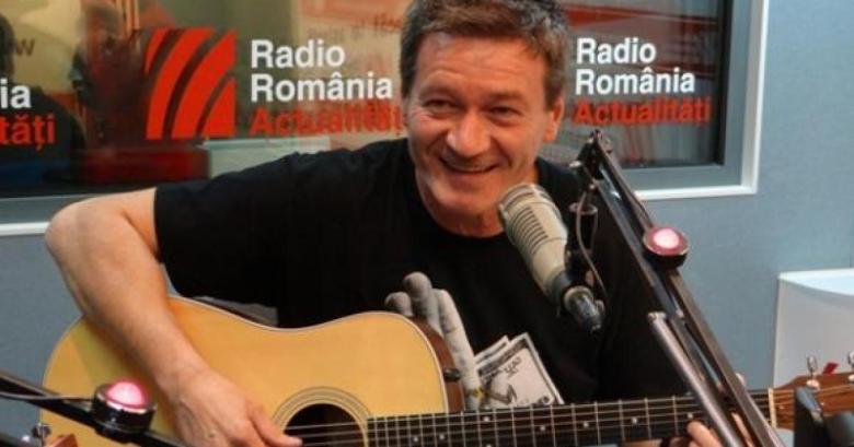 La mulți ani, Eugen Baboi (trupa Poesis)! Cel care ar vrea să ne cânte ”încă două mii de ani”