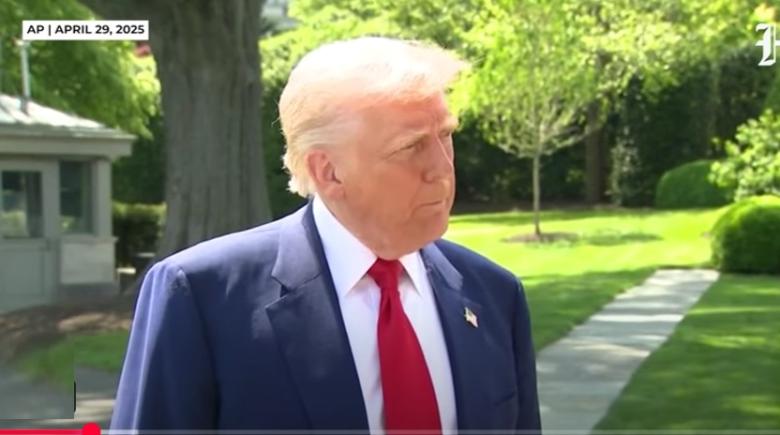 Trump: „Mi-ar plăcea să fiu papă”