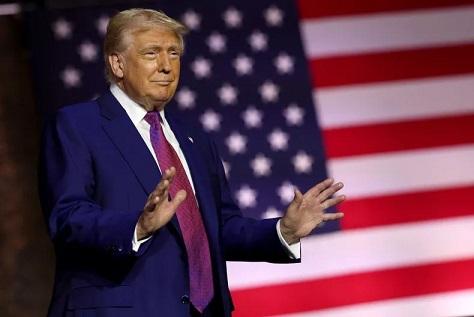 Donald Trump i-a cerut lui Vladimir Putin să nu răspundă atacului cu drone lansat de Ucraina