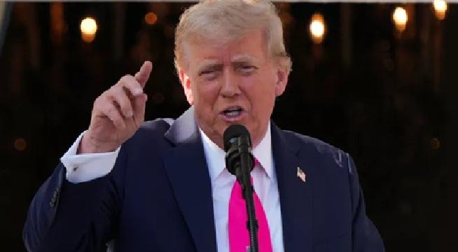 Trump: "Chiar și dacă Rusia s-ar preda complet, „presa mincinoasă” tot ar spune că e o zi umilitoare pentru mine”