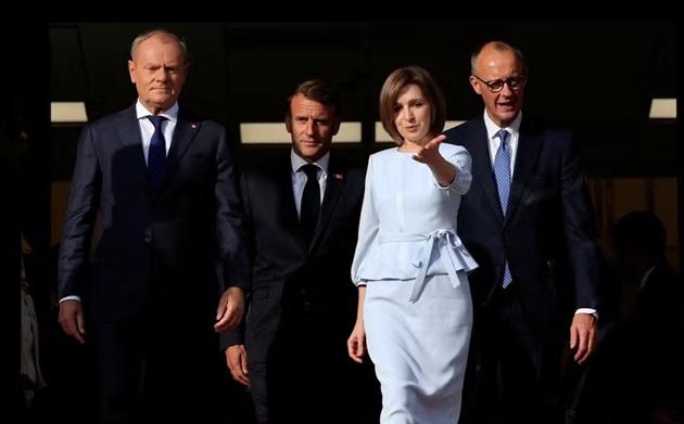 Trio-ul Macron-Merz-Tusk sprijină aderarea Moldovei la UE și denunță ingerința Rusiei