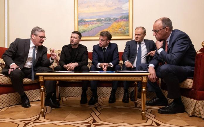 Trump ia în considerare desfășurarea unei armate private în Ucraina
