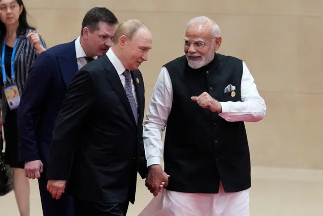 Noua ordine globală? Xi Jinping, Putin și Modi slăbesc influența Occidentului”