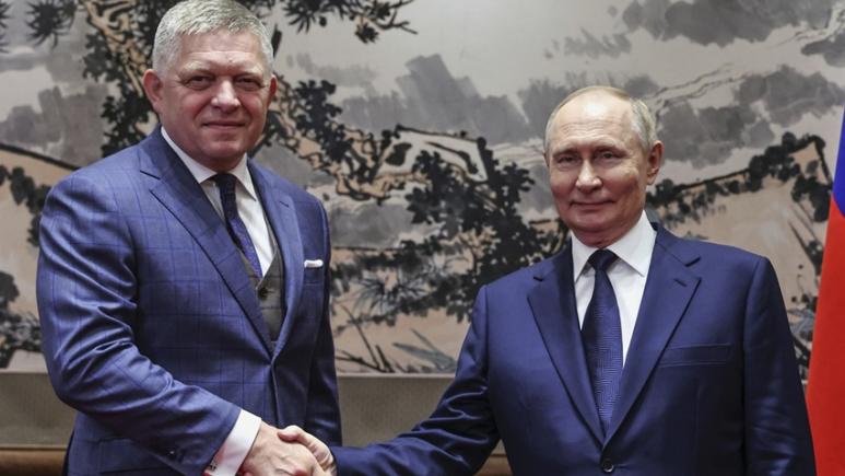 Fico: Putin, dispus să se întâlnească cu Zelenski și în afara Moscovei