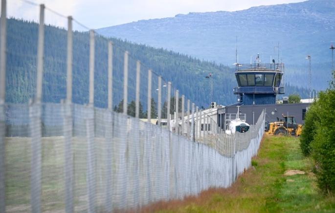 Trei germani arestați în Norvegia pentru lansarea de drone lângă un aeroport