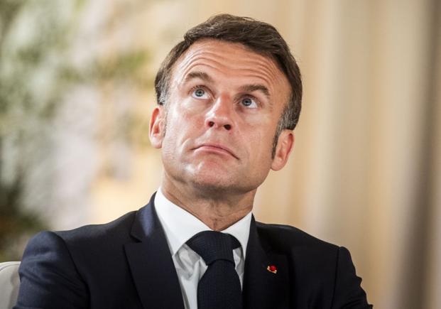 Sondaj: 70% dintre francezi cer demisia președintelui Emmanuel Macron