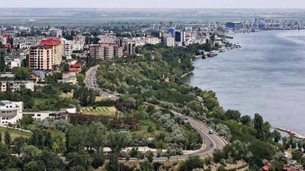 Fabuloasa Românie. Oraşul Dunării Albastre. Valsând pe străzile Galaţiului Fabuloasa Românie. Oraşul Dunării Albastre. Valsând pe străzile Galaţiului