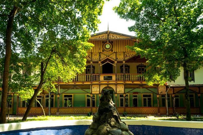 Fabuloasa Românie. Binecuvântatele ape minerale de la Buziaş