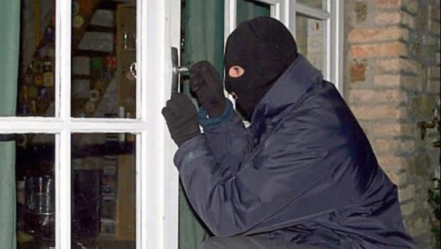 Tradiții și superstiții. Sfaturi din bătrâni. Cum să te ferești de hoți