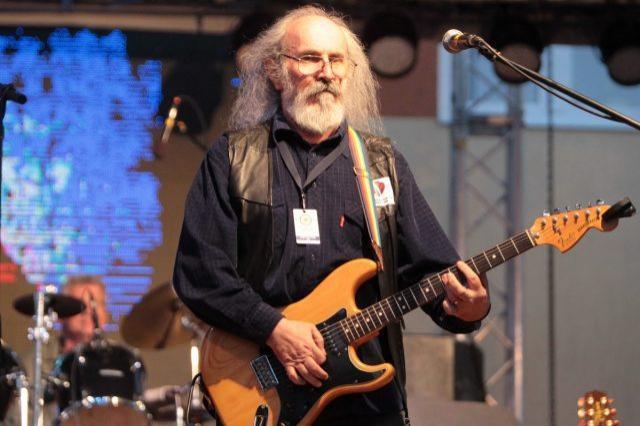 La mulți ani, Ilie Stepan! Un muzician de marcă al fenomenului rock românesc