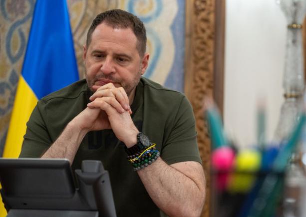 Cine este Andriy Yermak, șeful de cabinet al lui Zelensky, vizat în cea mai mare anchetă de corupție din Ucraina?