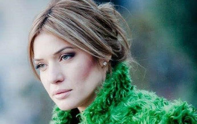 La mulți ani, Floriana Jucan! Frumoasa jurnalistă este fondatoarea revistei Q Magazine