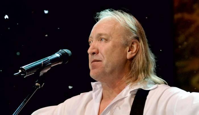 La mulți ani, Ștefan Hrușcă! Îndrăgitul colindător al sărbătorilor de iarnă