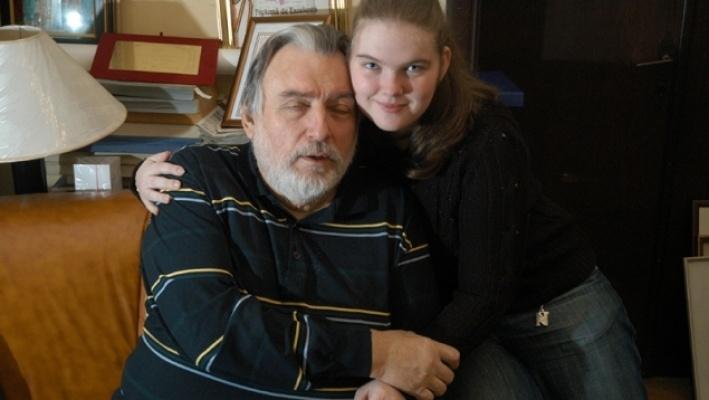 La mulți ani, Ana-Maria Păunescu! S-a născut în zi luminată și binecuvântată de Crăciun