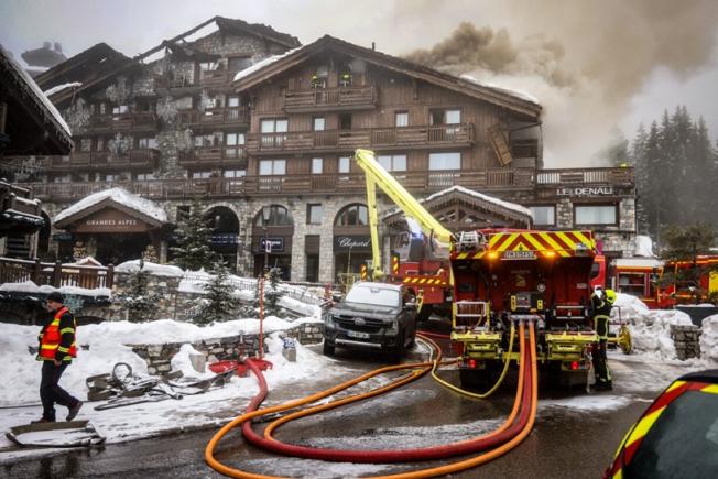 Incendiu la Courchevel: hotel de lux deținut de cetățeni ucraineni și români mistuit de flăcări