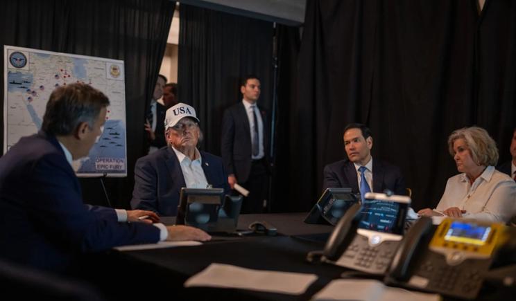 Donald Trump anunță moartea lui Khamenei: „Una dintre cele mai diabolice persoane din istorie a fost eliminată”