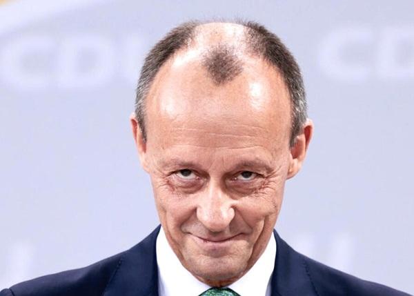 Germania alunecă tăcut spre o „democrație totalitară”