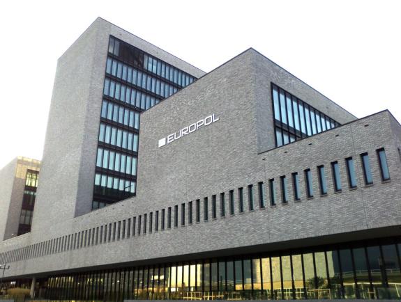 Unde sunt rușii de altădată? Europol identifică Iranul ca sursă de destabilizare a UE