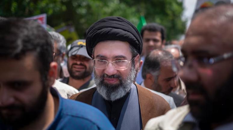 Mojtaba Khamenei, fiul fostului lider suprem al Iranului și posibil succesor, ar fi fost rănit într-un atac aerian