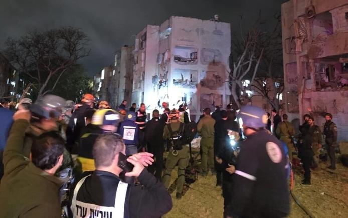 Israel: Zeci de răniți la Arad și Dimona dupa un atac iranian, Netanyahu promite represalii pe toate fronturile