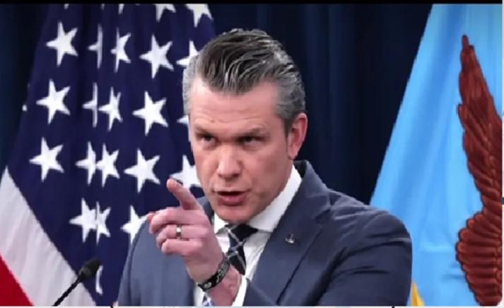 Hegseth: Pentagonul negociază „cu bombe”