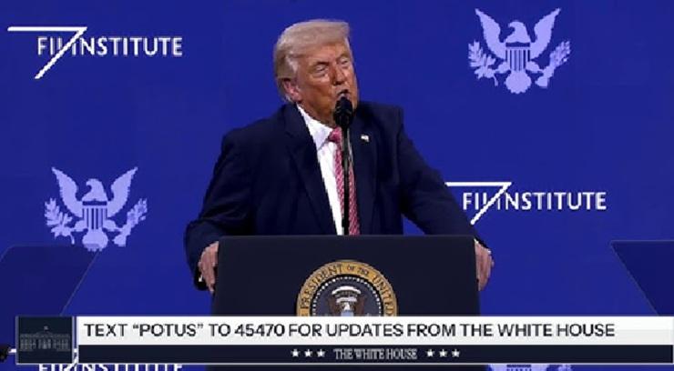 Trump: „Trebuie să redeschidem Strâmtoarea Trump... pardon, Strâmtoarea Ormuz”