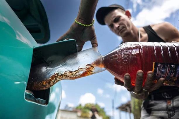 „Lucrurile se vor schimba, este inevitabil”: reportaj dintr-o Cuba asfixiată, în așteptarea Americii