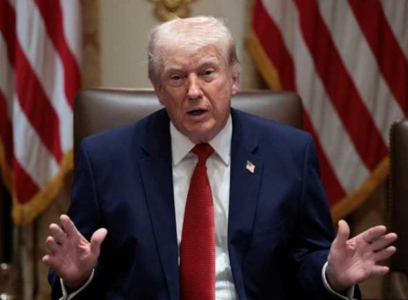 Trump: „Iranienii de rând trăiesc în frică. Se tem că America îi va abandona în mijlocul războiului, dar nu vom pleca”