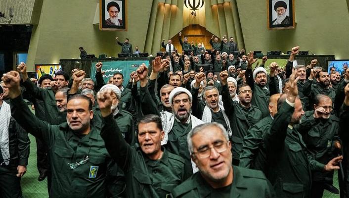 Iranul transmite un răspuns „maximalist” la planul american de pace în timp ce expiră ultimatumul lui Trump