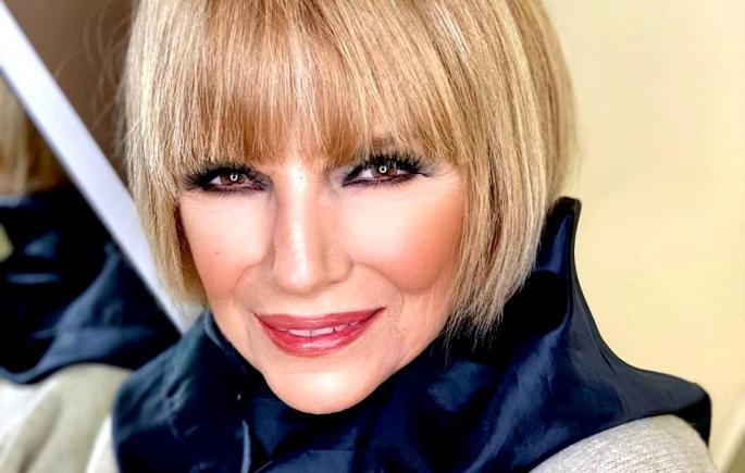 La mulți ani, Doina Levintza! Poate, cea mai cunoscută și apreciată creatoare de modă de la noi