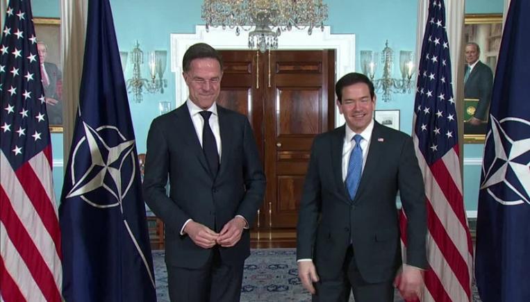 Trump vrea să pedepsească statele NATO care nu au sprijinit războiul cu Iranul. România ar putea primi mai multe trupe americane