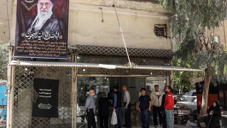 Teheran a devenit „un oraș fantomă, totul este închis”: 2 milioane de locuri de muncă distruse, fabrici complet oprite, inflație de peste 50%… Economia Iranului, în agonie